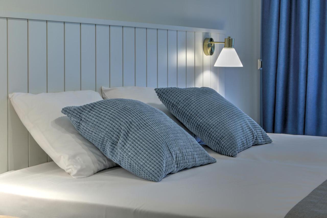 Marine Hotel Jūrkalne エクステリア 写真