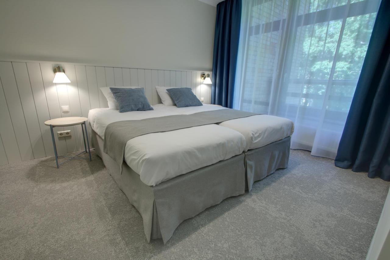 Marine Hotel Jūrkalne エクステリア 写真